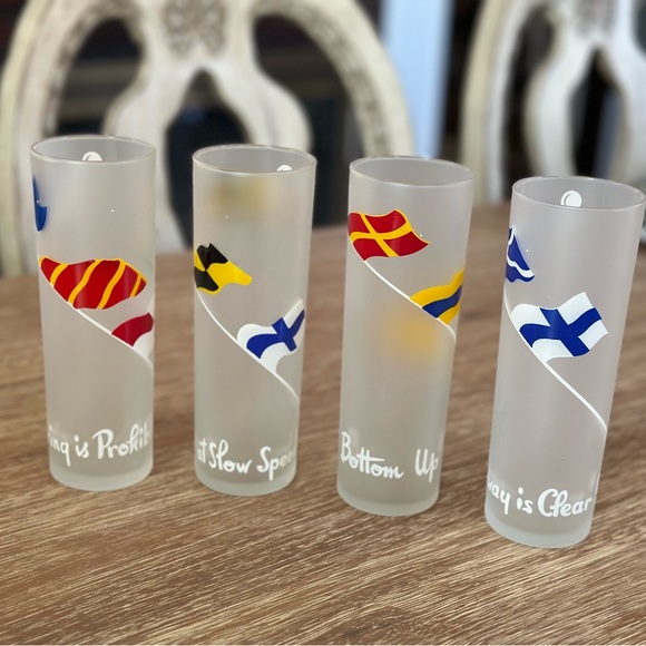 Vintage Libbey Nautical Flags Glassware | Mercari Vintage Libbey Nautical Flags Drinking Glasses Set